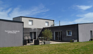 Maison  vendre 8 pices 230 m