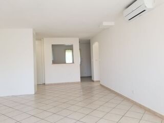  Appartement à louer 3 pièces 90 m²