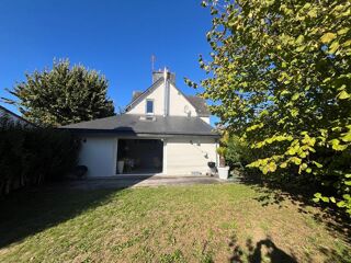  Propriété/château à vendre 6 pièces 164 m²