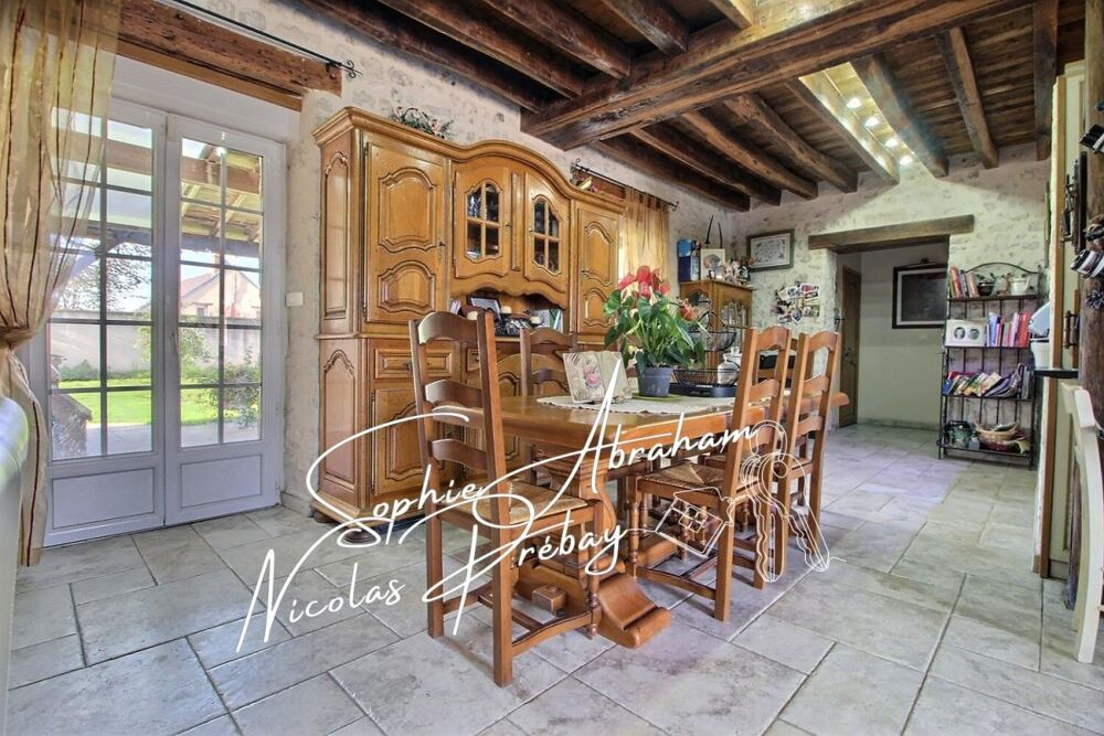 Charme de la pierre & rénovation de qualité ? Maison familiale proche de Toury