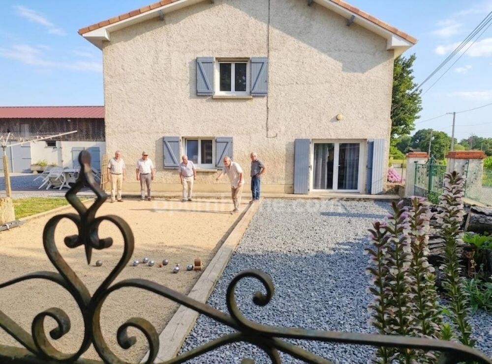 ? Un Domaine Unique face aux Pyrénées ?