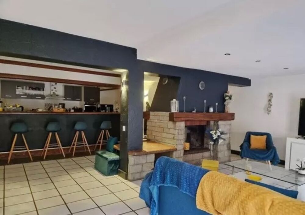 Vente Maison A 5mn d' ALBERTVILLE (73) - Bâtisse de 439m2 + Annexes Albertville
