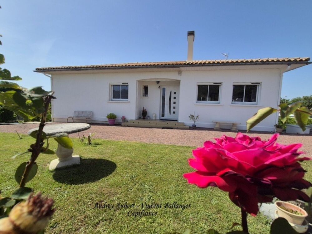 Vente Maison Maison à vendre 7 pièces TONNAY BOUTONNE (17) Tonnay boutonne