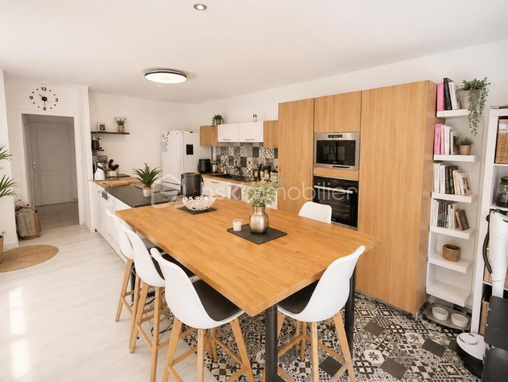 Vente Villa Villa avec piscine Nebian