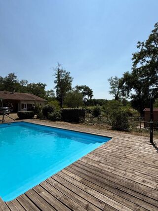  Maison à vendre 8 pièces 211 m²