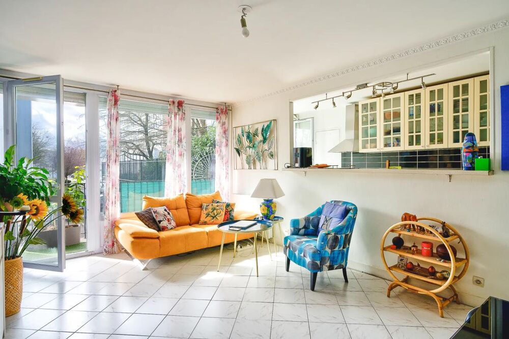 Vente Appartement Grand Studio lumineux avec balcon à Villeneuve-Saint-Georges Villeneuve saint georges