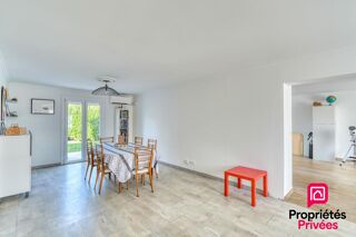  Maison à vendre 6 pièces 196 m²