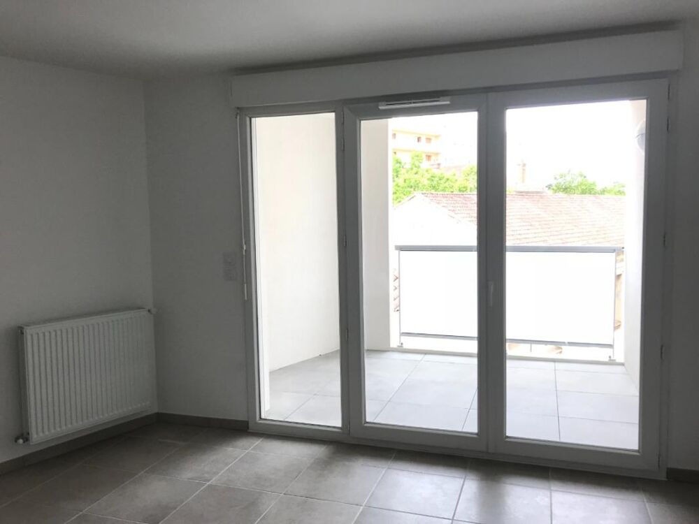 Location Appartement T2 avec balcon et parking à TOULON Toulon