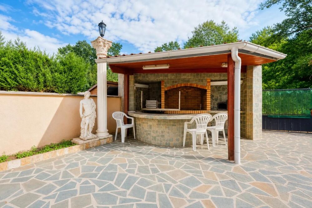 Vélizy-Villacoublay - Le Village - Maison de rapport - 164 m²