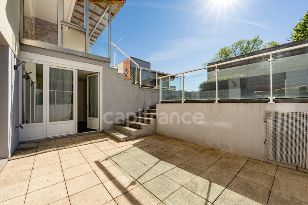 Appartement à vendre 4 pièces DIVONNE LES BAINS (01) - 92m2 - terrasses (76m2), parking, box fermé
