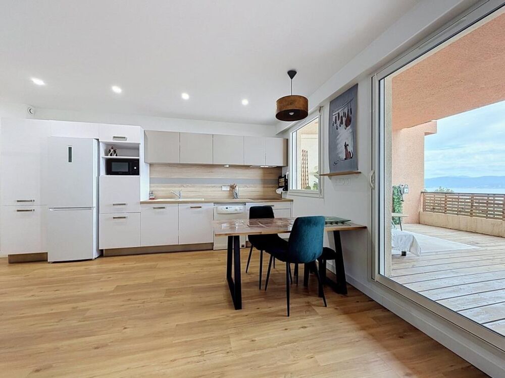Location Appartement BEAU F2 MEUBLÉ SANGUINAIRES Ajaccio