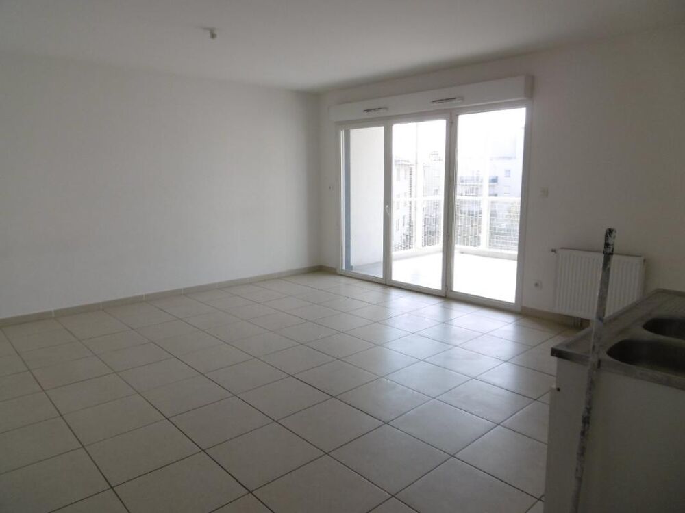 Location Appartement T3 avec terrasse et parking à MARSEILLE Marseille 14