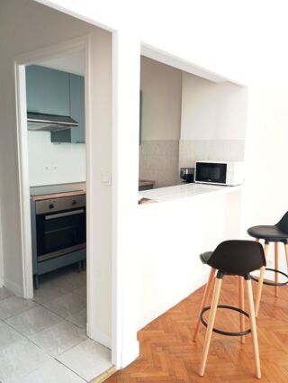  Appartement à louer 1 pièce 35 m²