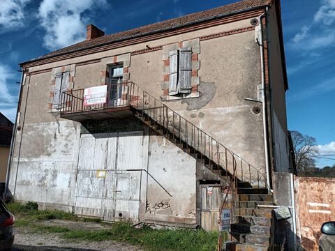 Grande maison à rénover avec dépendances et terrain ENTRE VICHY et MOULINS 66000 Varennes-sur-Allier (03150)