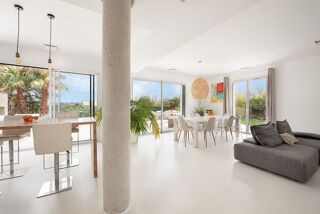  Villa � vendre 8 pi�ces 250 m�