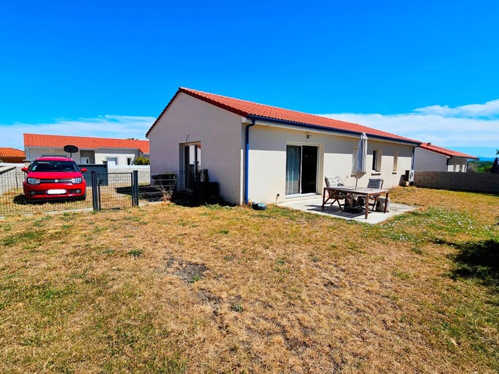 Vente Maison Villa de plain pied 94 m² -  3 chambres -  garage -  jardin à Vertaizon 63 Vertaizon