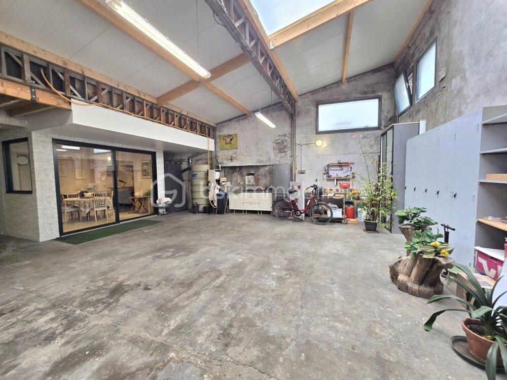 Maison familiale T8 avec possibilité d'activité professionnelle