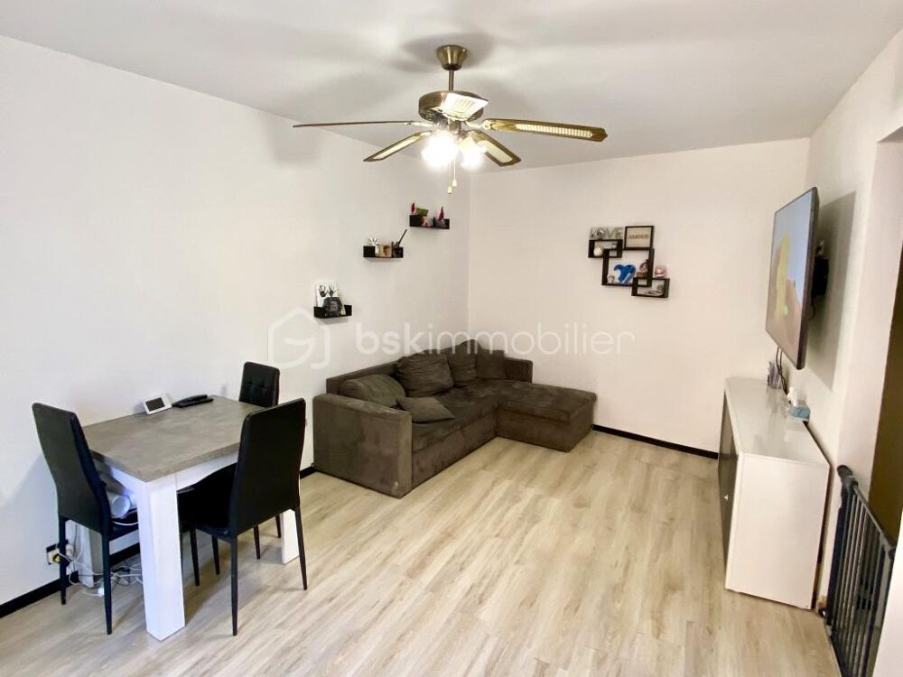 Maison de 103 m2 située en plein coeur du village - 6 pièces  fort potentiel d'aménagement