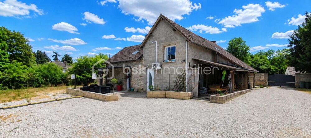Vente Maison ? COUP DE CŒUR ASSURÉ – UNE MAISON DE CARACTÈRE OÙ IL NE RESTE PLUS QU'À POSER VOS VALISES ! ? Bray en val