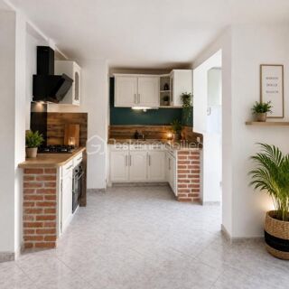 Vente Appartement 2 pièces de 47 m2 avec terrasse exposée Sud-Est, cave et parking collectif Nice