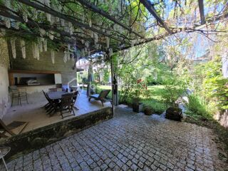  Propri�t�/ch�teau � vendre 8 pi�ces 202 m�