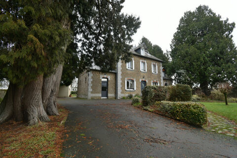   Maison Maison - 10 pi�ce(s) - 220 m�