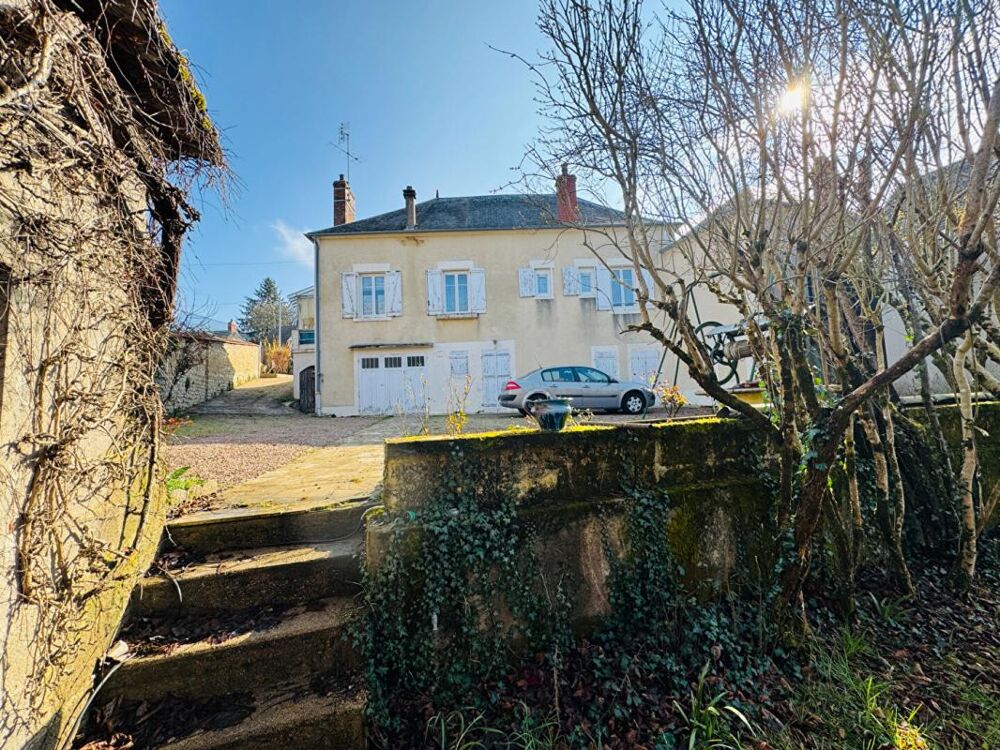 Belle maison ancienne à Guérigny