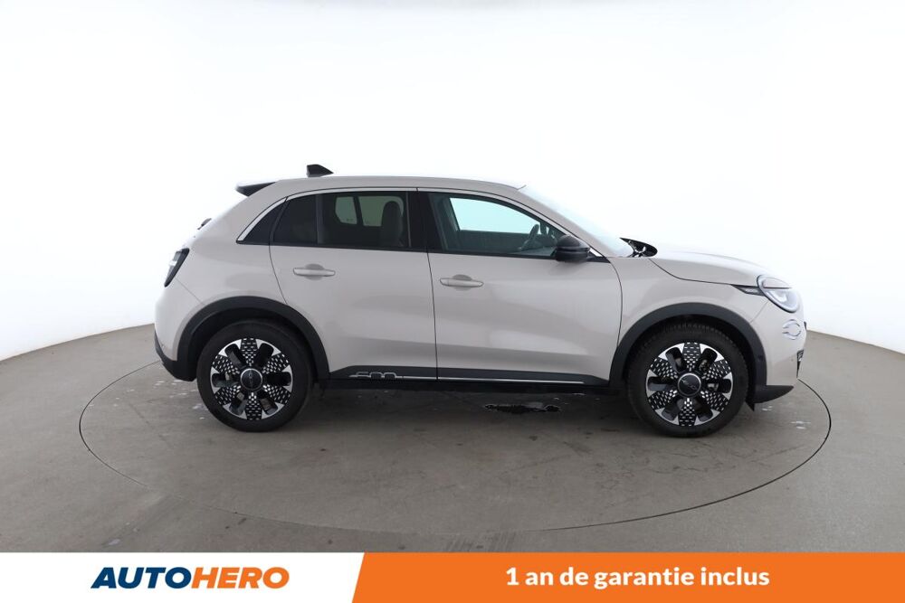Fiat 600 Electrique 54 kWh La Prima 156 ch 2024 occasion 92130 Issy-les-Moulineaux