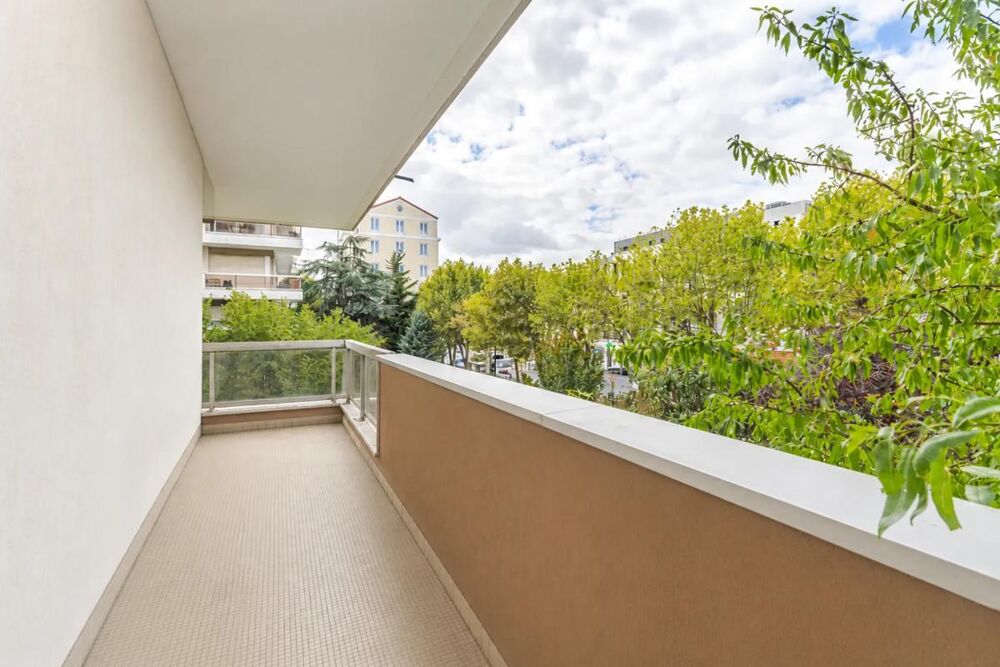 Appartement de 3 pièces de 76 m² à Neuilly-sur-Seine