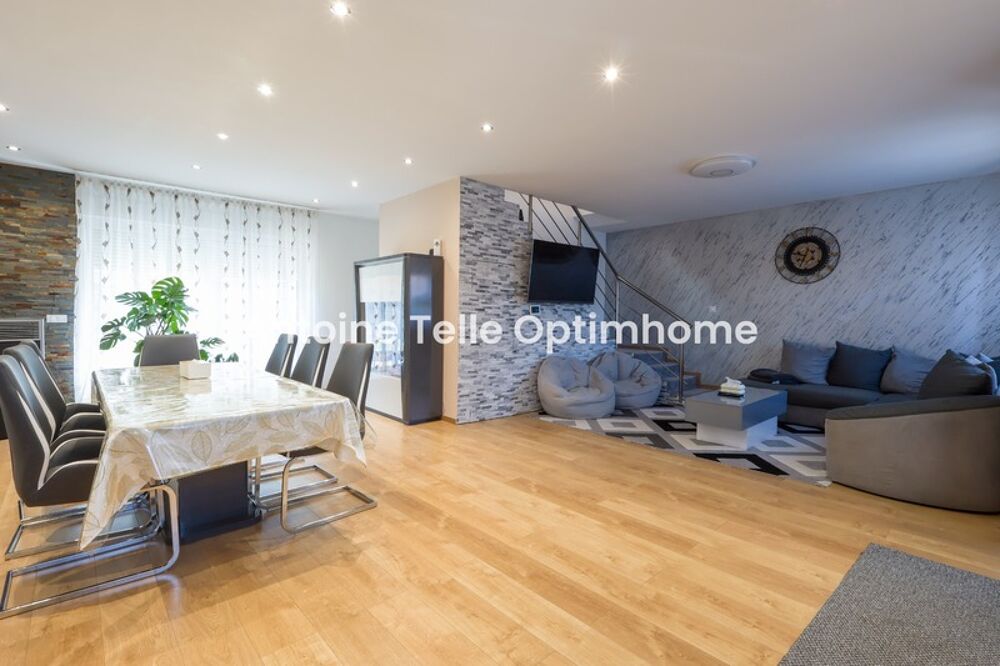 Poix du Nord 59218 - Maison semi-individuelle de 2 chambres avec stationnement privé, terrasse & jardin clos