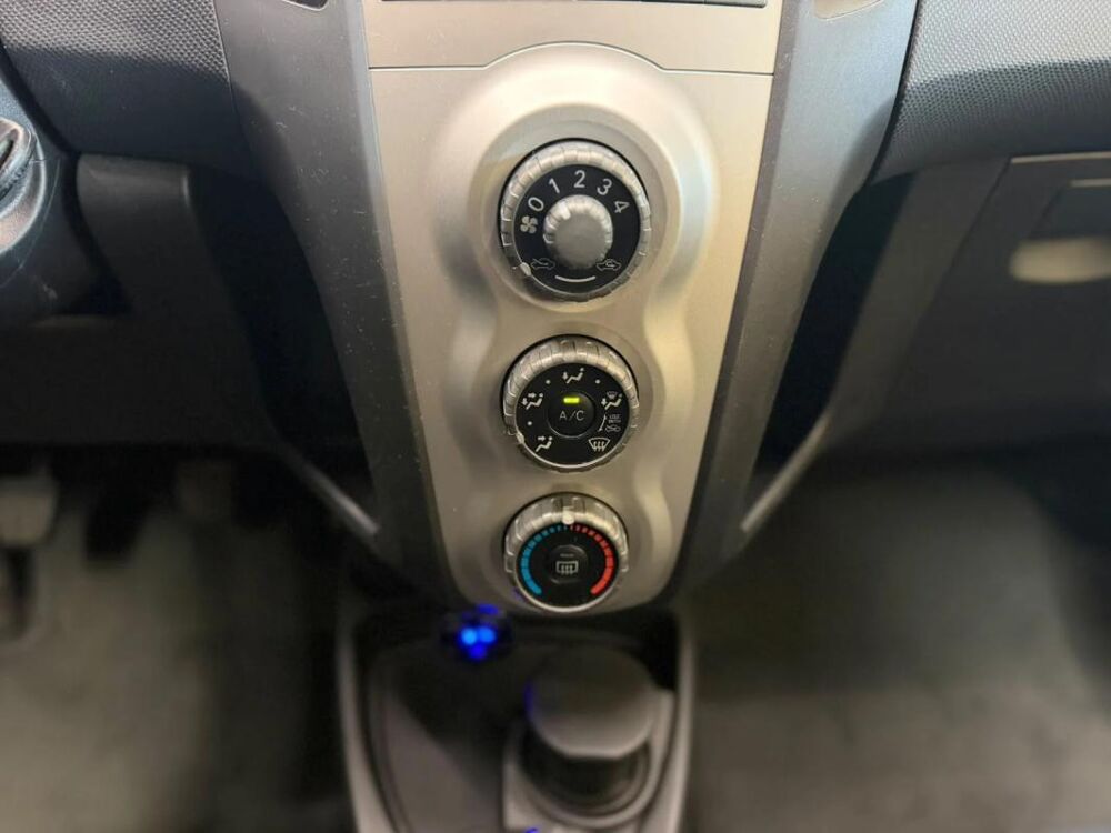 Yaris LUNA PACK 1.4 D-4D DIESEL – 2008 CLIMATISATION TOYOTA YA UNA 2008 occasion 73000 Chambery