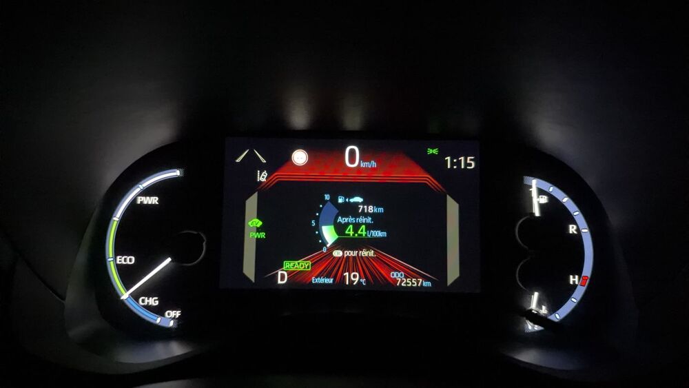 Yaris Cross 1.5 116 Hybrid E-CVT Trail Pack Techno - Premi&egrave;re main 2022 occasion 92000 Nanterre