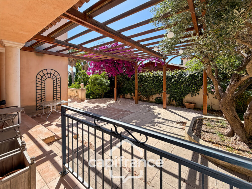 à vendre  Maison Carqueiranne (83320)