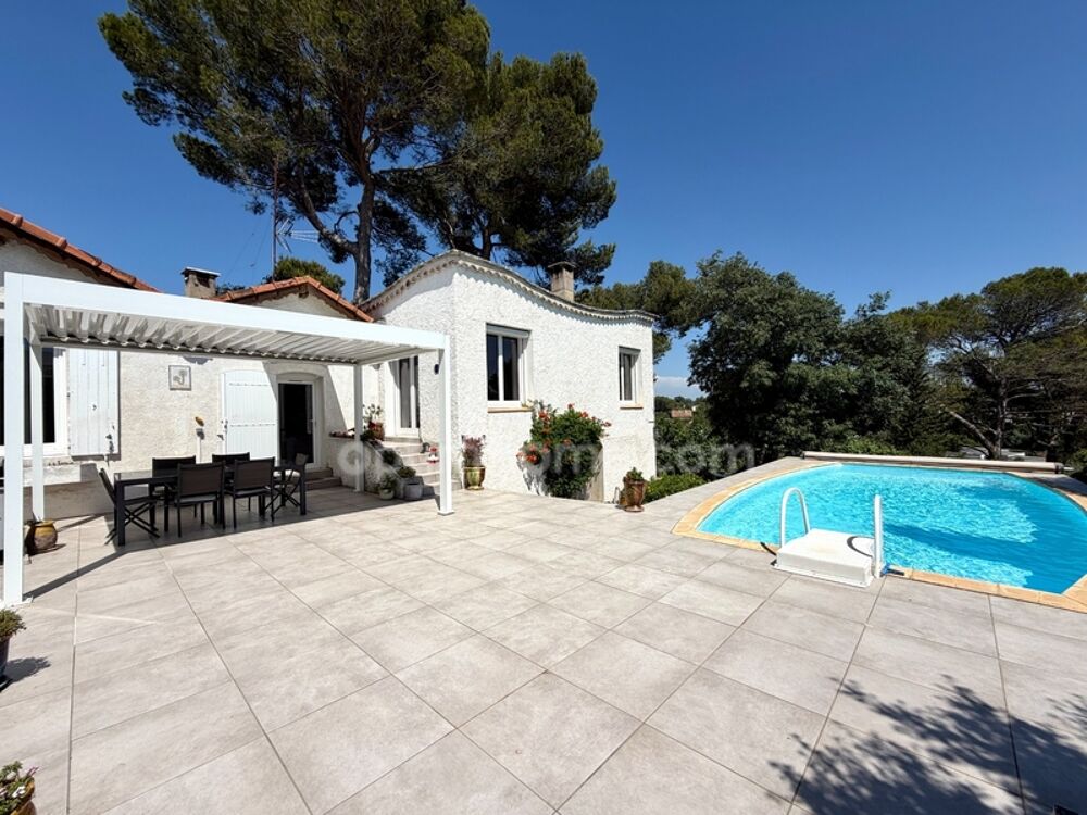 Villa 6 pièces 160m2 avec piscine sur les hauteurs de Nîmes