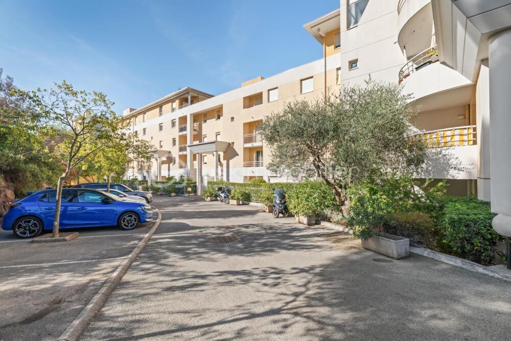 ? Spacieux appartement 4 pièces  92 m²  Terrasse & Vue dégagée ?
