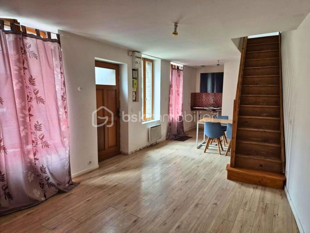 Maison 51m² Centre-ville de Oisemont  45 000 € FAI, à fort potentiel de valorisation et rendement