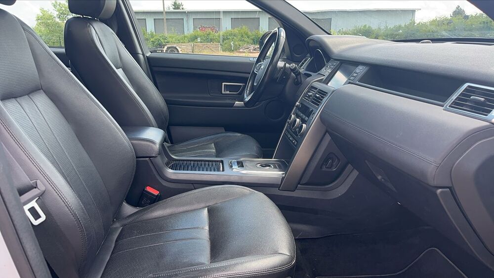 Discovery sport 2.0 TD4 180 AWD BVA9 SE - Automatique 2019 occasion 45000 Orleans
