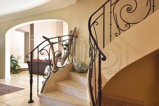  Maison à vendre 11 pièces 286 m²