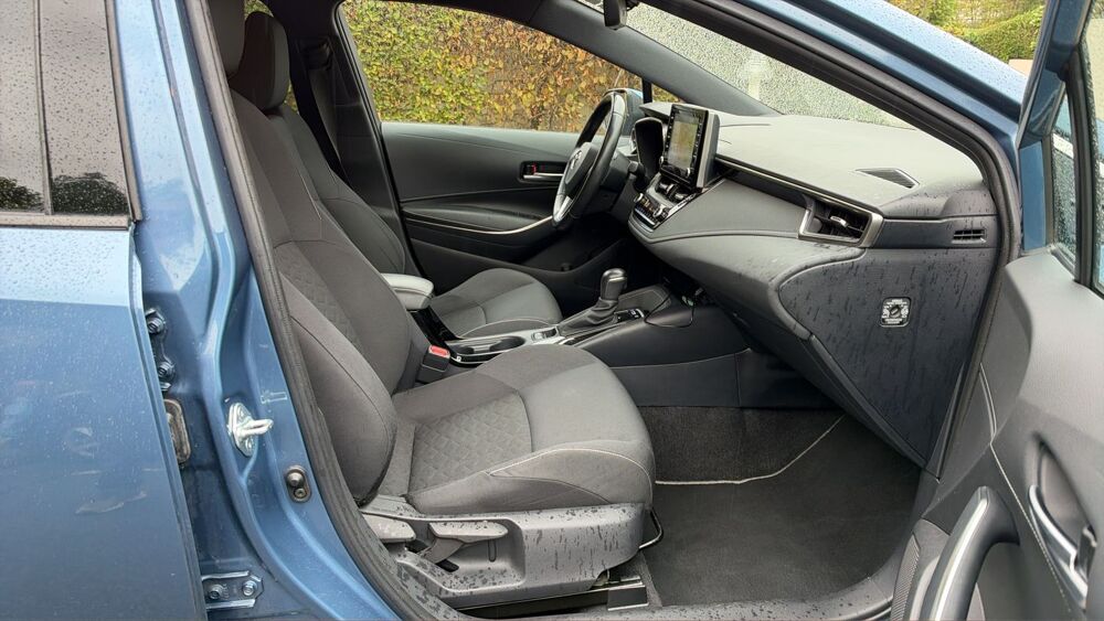 Corolla 1.8 VVT-i 122 Hybrid e-CVT Design - Automatique 2019 occasion 92000 Nanterre