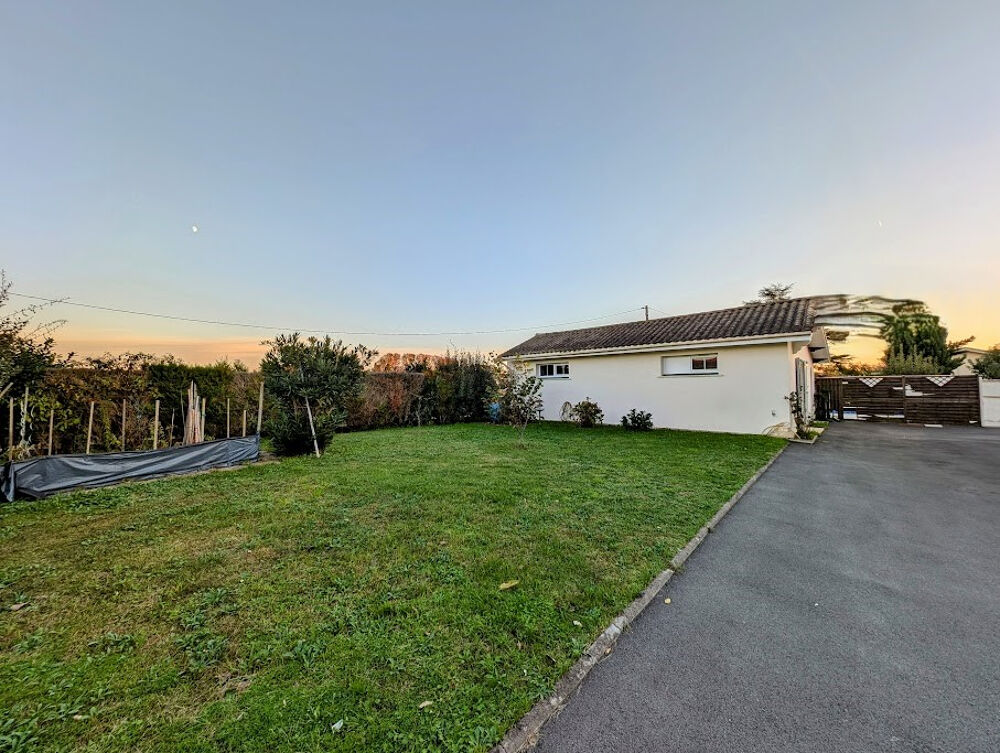 Maison de 60 m2 sur un terrain constructible de 300 m2 environ