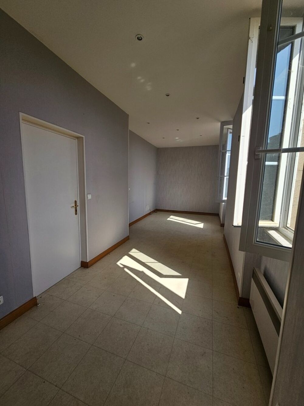 Vente Maison Maison � vendre 6 pi�ces Proche de Moulins (03) Besson