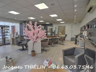  Immeuble à vendre 8 pièces 276 m²