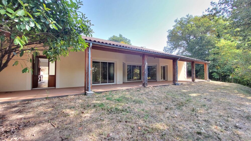 Maison contemporaine atypique 24700 Montpon 8 pièces 161 m2 parcelle 2048 m²