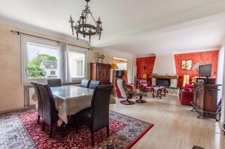  Maison à vendre 11 pièces 232 m²