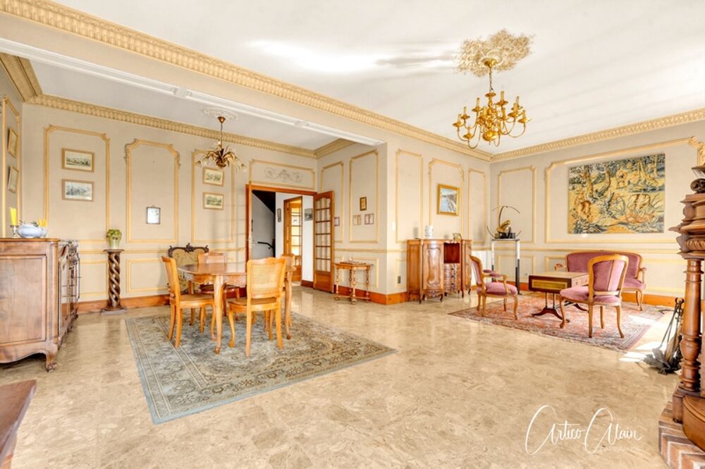 maison de caractère de 283 m² avec dépendances et fort potentiel sur plus de 9 000 m² de terrain