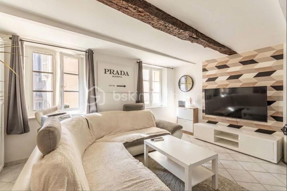 Vente Duplex/Triplex *** PORT DE TOULON *** T3 EN DUPLEX *** DERNIER ÉTAGE *** IDÉAL PRIMO-ACCÉDANTS OU LOCATION MEUBLÉE/SAISONNIÈRE *** Toulon