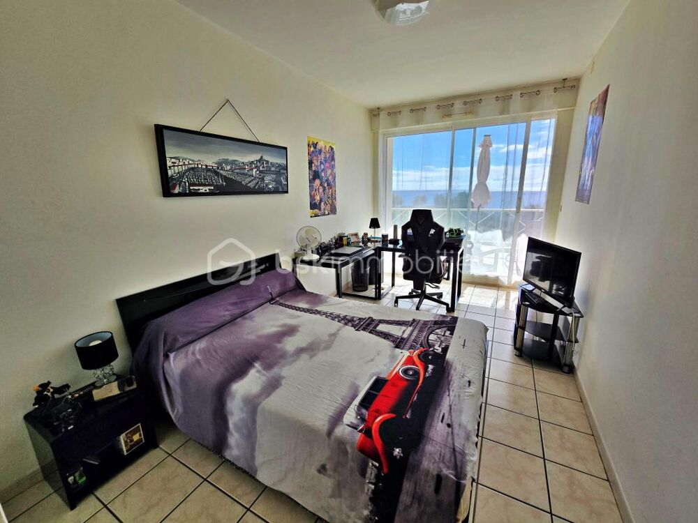 A saisir, Appartement front de mer T3 - 95m², terrasse 30m², parking + cave, dans résidence de haut standing, secteur prisé du R