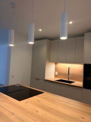  Appartement à louer 3 pièces 88 m²