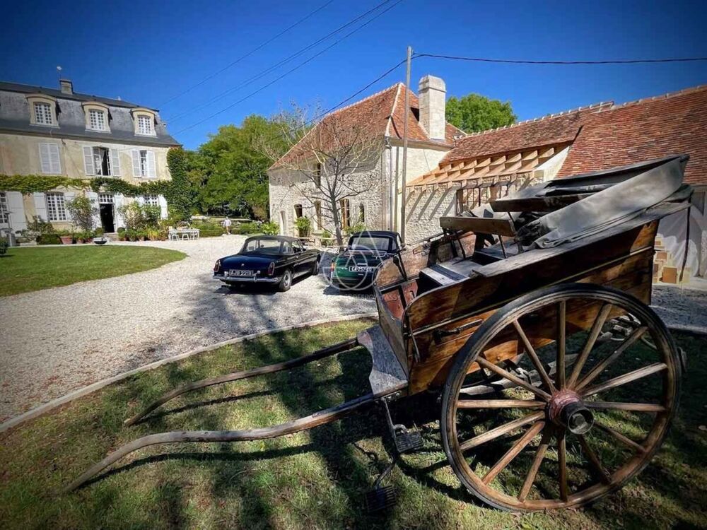 à vendre  Propriété/château Argentan (61200)