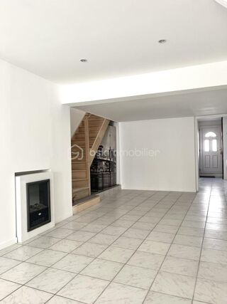 Vente Maison Maison de ville de 80 m² – Centre-ville de Saint-Just-en-Chaussée Saint just en chaussee